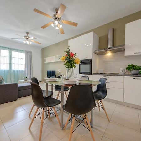 Azure Haven - Gzira Apartments And Penthouse By Shortletsmalta Extérieur photo