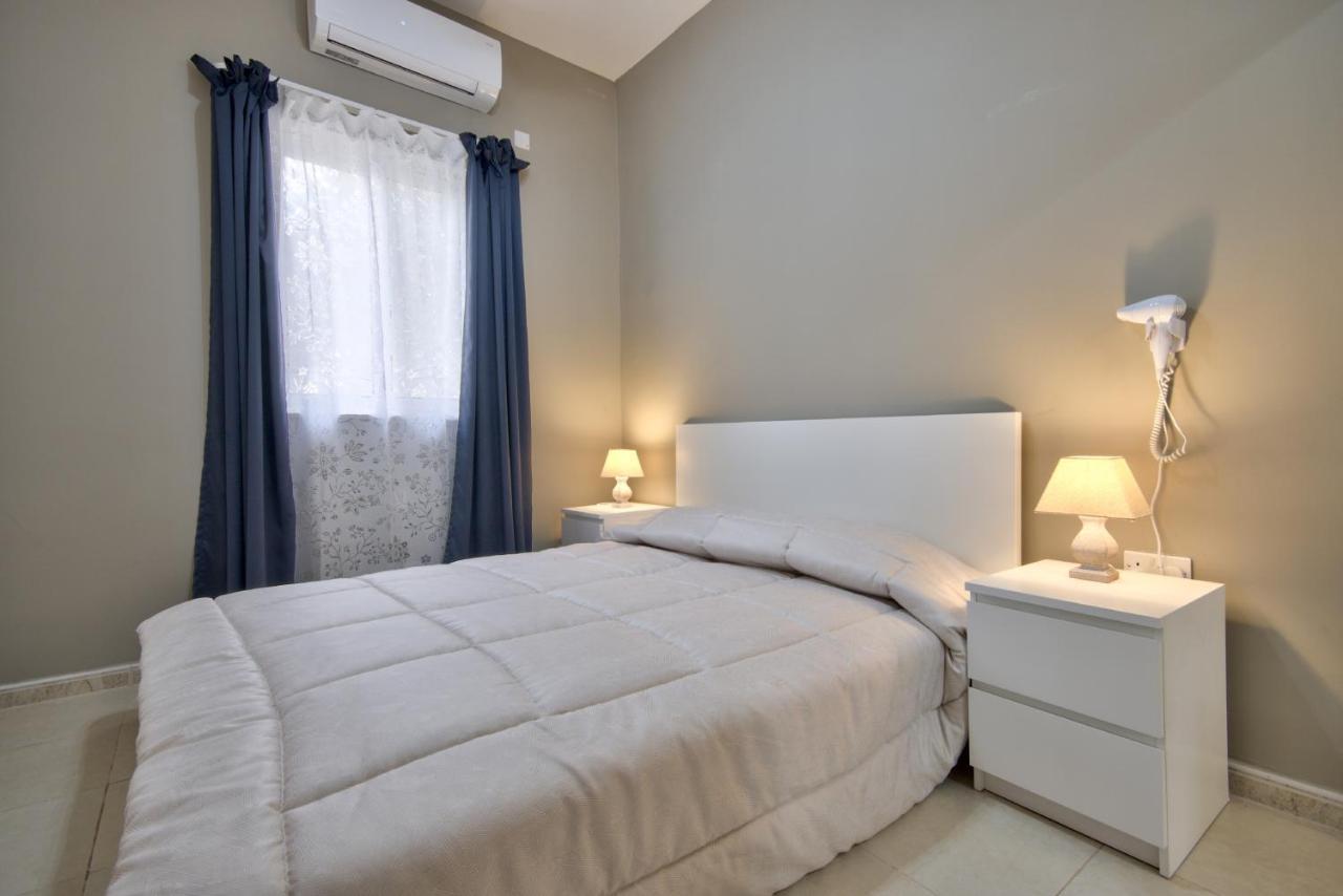 Azure Haven - Gzira Apartments And Penthouse By Shortletsmalta Extérieur photo